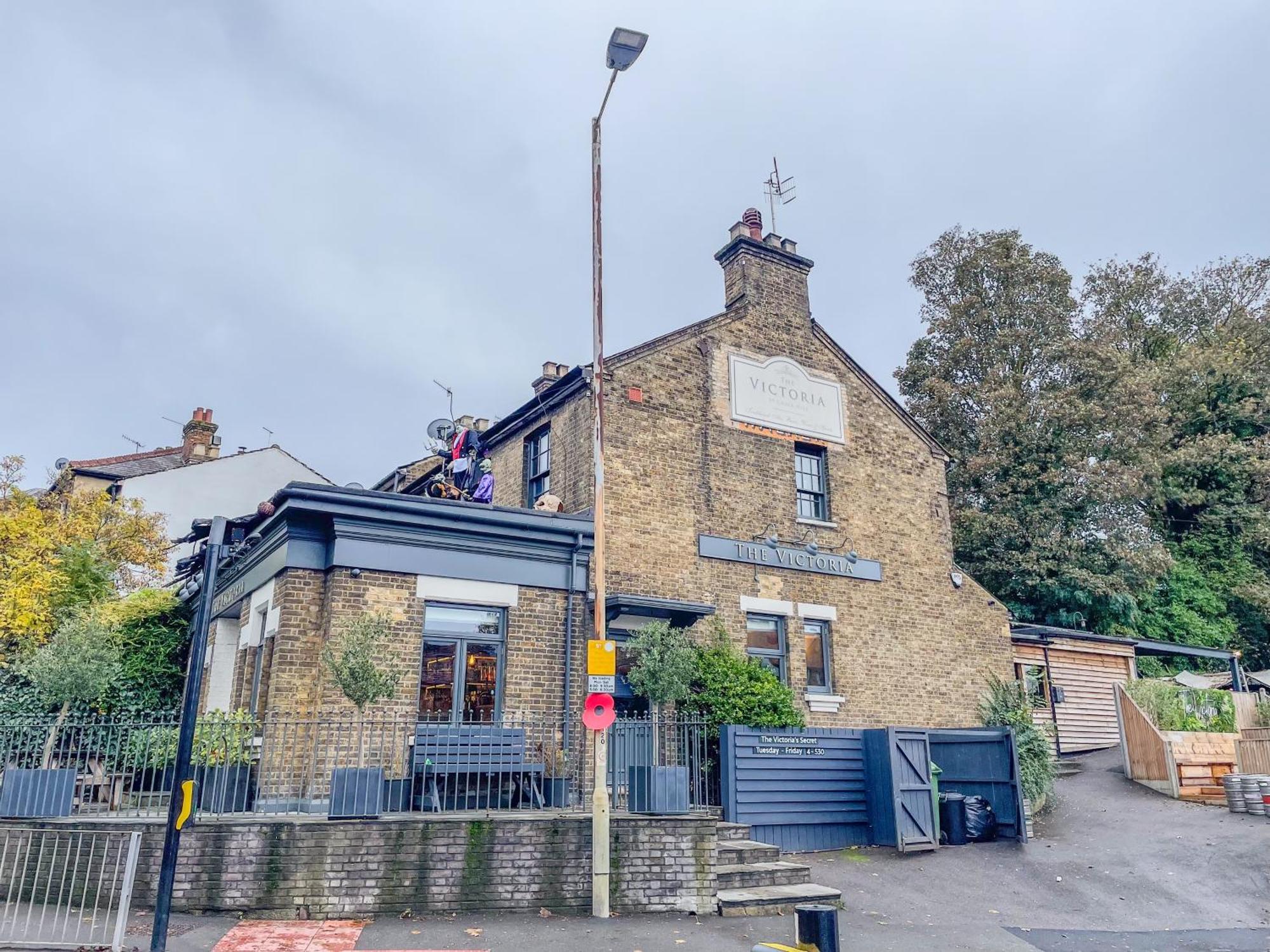 Ideal Family & Business Stay! 2 Min To Station, 10 Min To Harry Potter, 30 Min To London Euston & Free Parking! Уотфорд Екстериор снимка