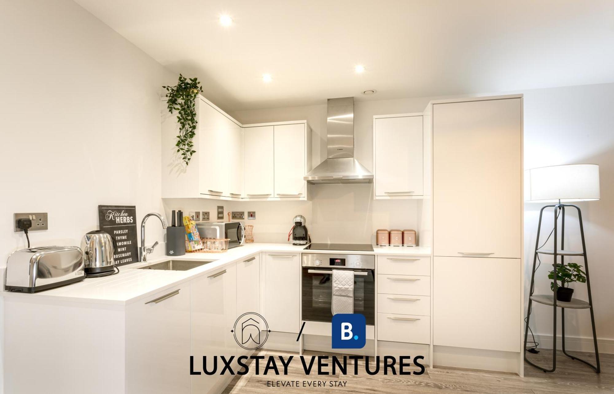 Ideal Family & Business Stay! 2 Min To Station, 10 Min To Harry Potter, 30 Min To London Euston & Free Parking! Уотфорд Екстериор снимка